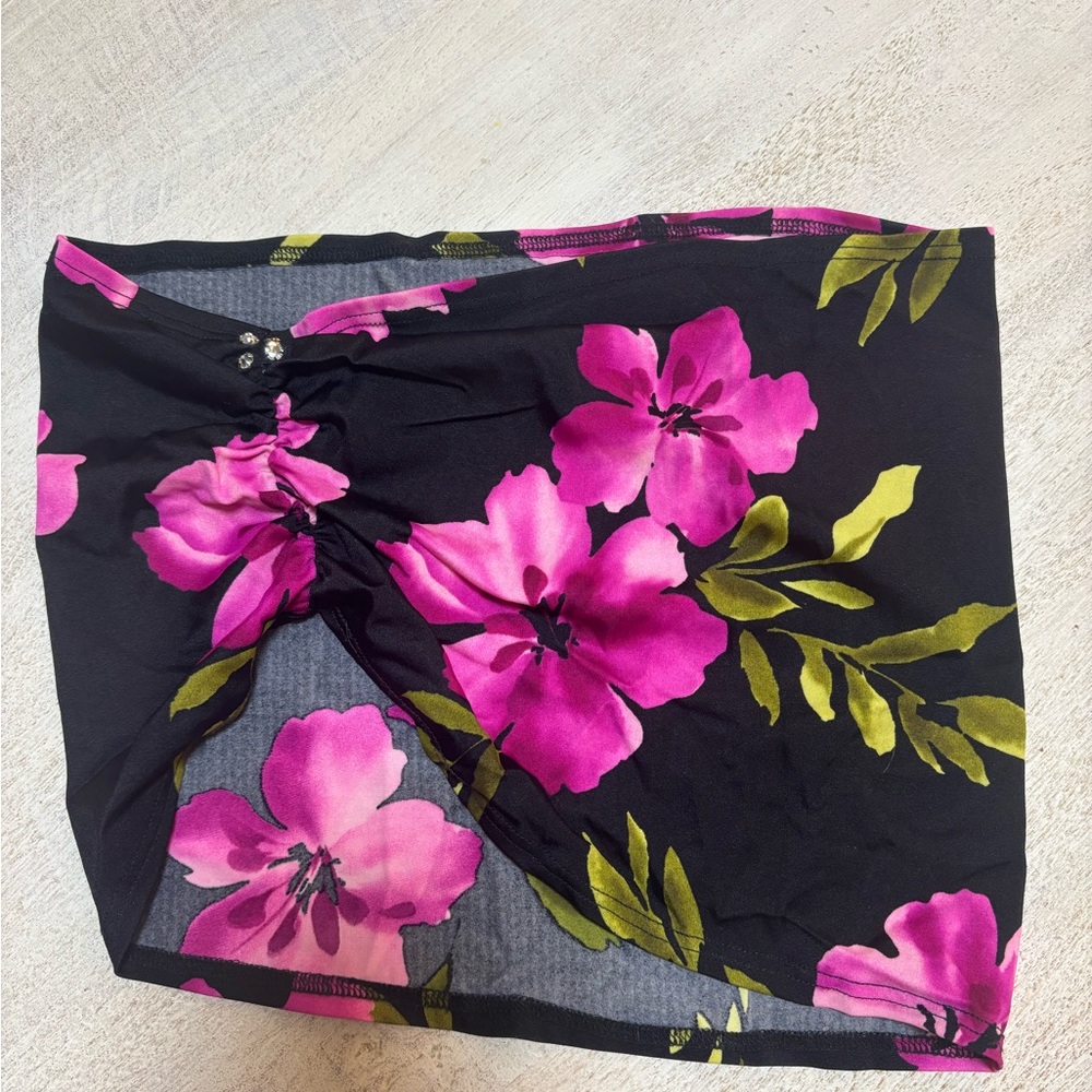 Floral Black and Pink Sarong